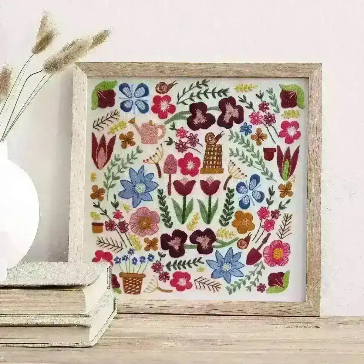Garden Glory, Hand Embroidery Pattern , PDF Download , StitchDoodles , embroidery hoop kit, embroidery kits for adults, embroidery kits for beginners, hand embroidery, modern embroidery kits, PDF pattern, unique embroidery kits , StitchDoodles , shop.stitchdoodles.com