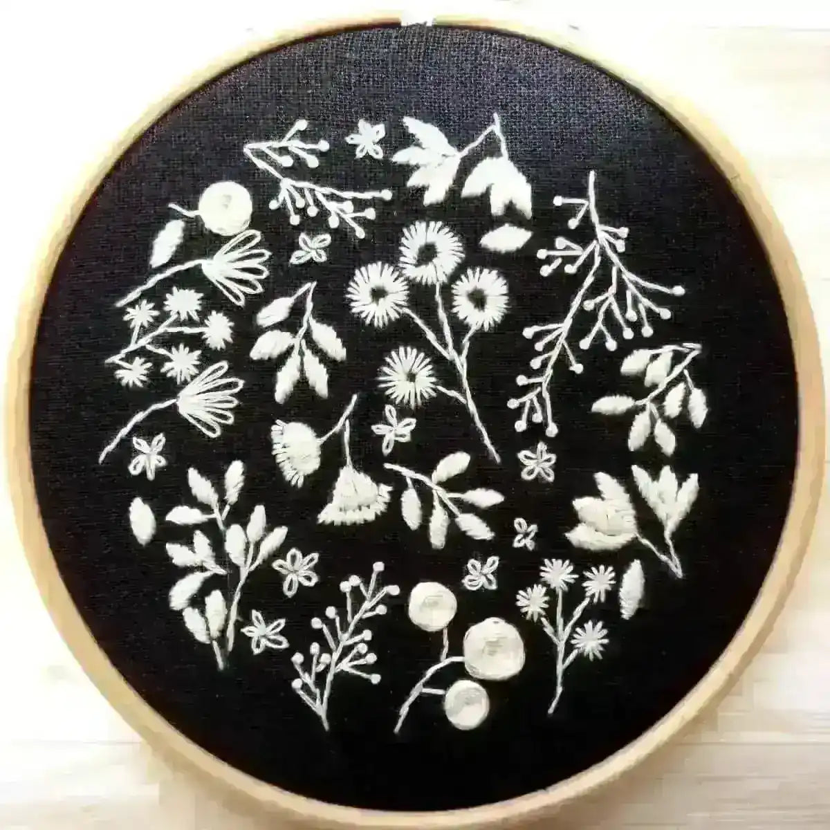 Night Blooming, Hand Embroidery Pattern , PDF Download , StitchDoodles , embroidery hoop kit, embroidery kit for adults, embroidery kit for beginers, embroidery kits for beginners, hand embroidery, PDF pattern , StitchDoodles , shop.stitchdoodles.com