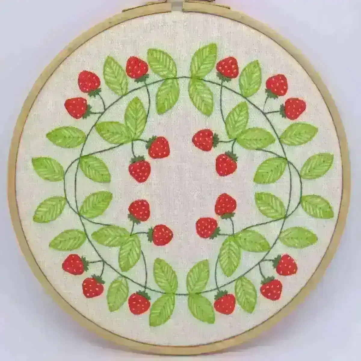 Strawberry Swirl, Hand Embroidery Pattern , PDF Download , StitchDoodles , embroidery hoop kit, embroidery kit for adults, embroidery kit for beginners, embroidery kits for adults, embroidery kits for beginers, hand embroidery, modern embroidery kits, PDF pattern , StitchDoodles , shop.stitchdoodles.com