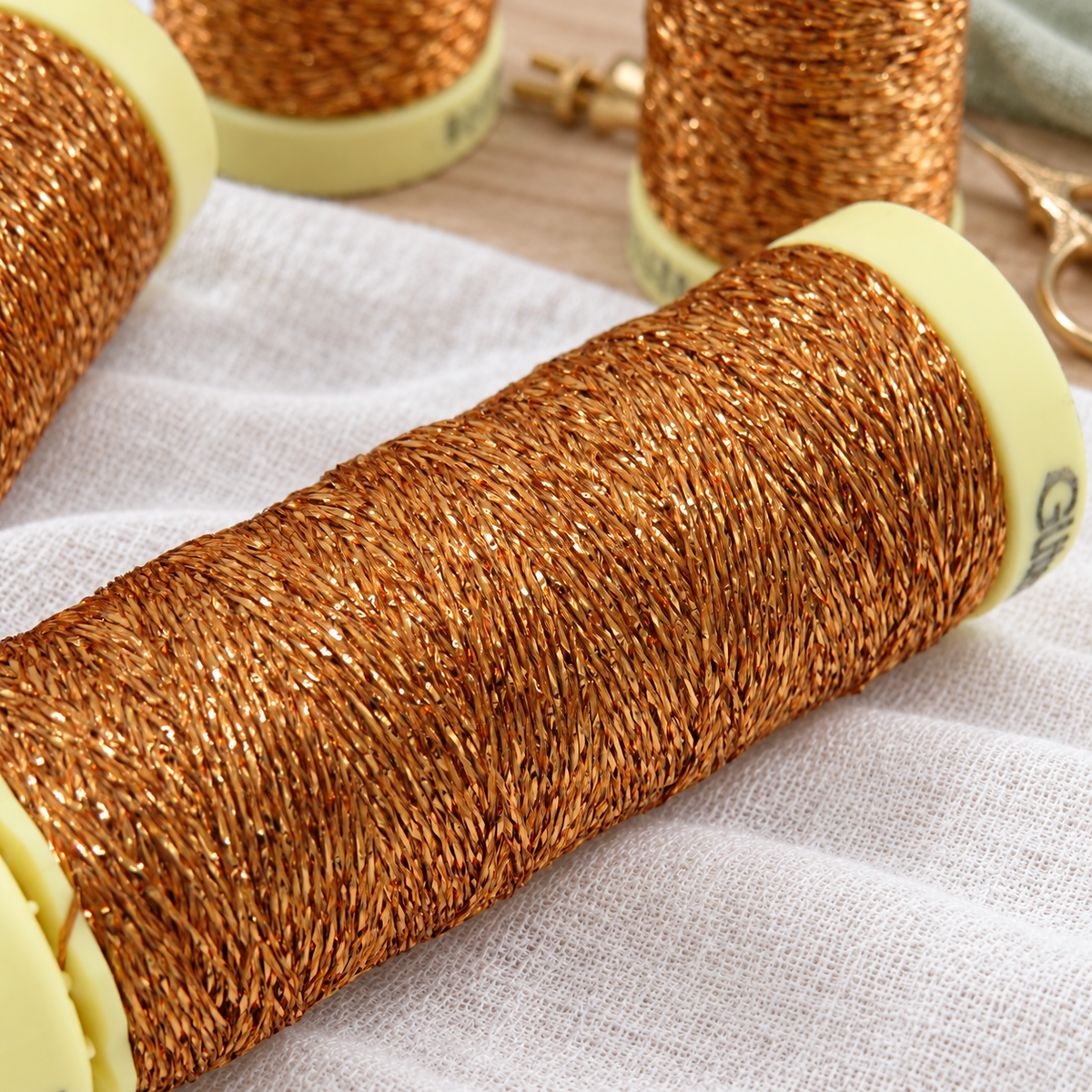 Gutermann Metallic Effect Thread 50m Gold Col. 036