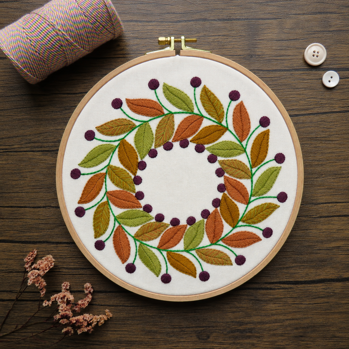 golden leaves hand embroidery pattern