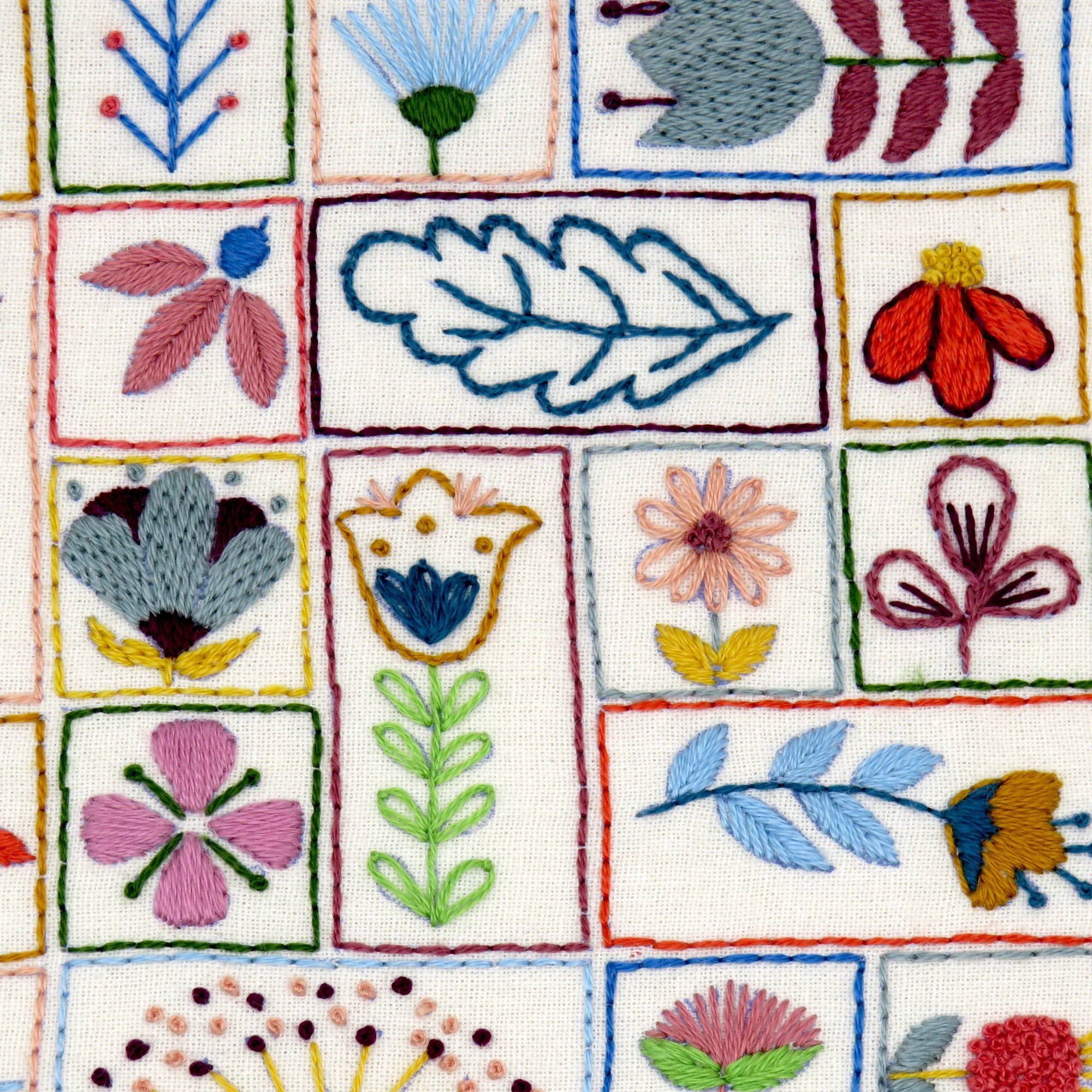 This modern folk flower hand embroidery pattern is an absolute delight to stitch. It incorporates a variety of simple stitches along with lots of colour and inspiration.
