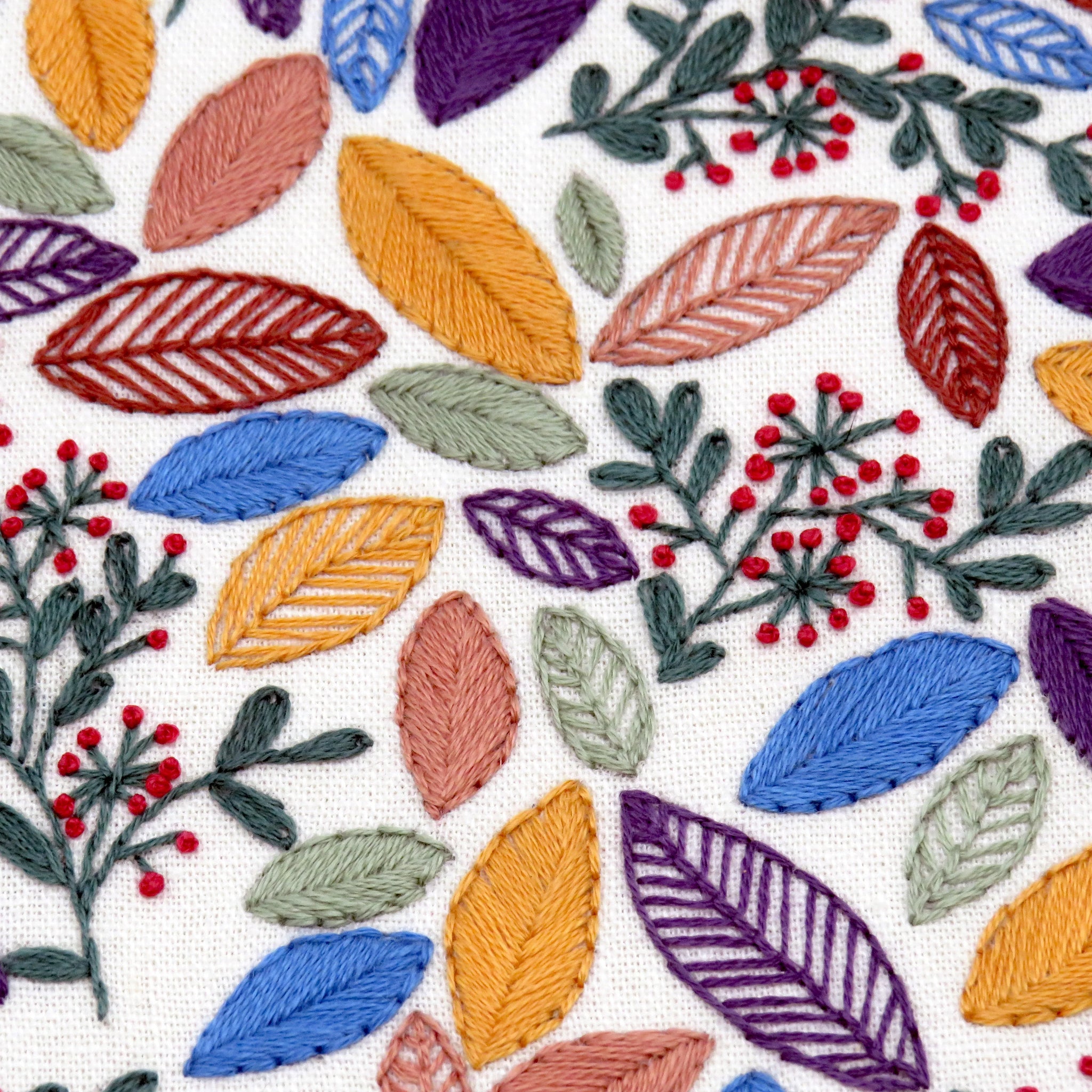 A beautifully simple design with very few stitches - this gorgeous leaf pattern has wonderful wintery colored leaves intermingled within the berries and leaves. This is a delight to stitch and incredibly absorbing. Suitable for beginners through to advanced.