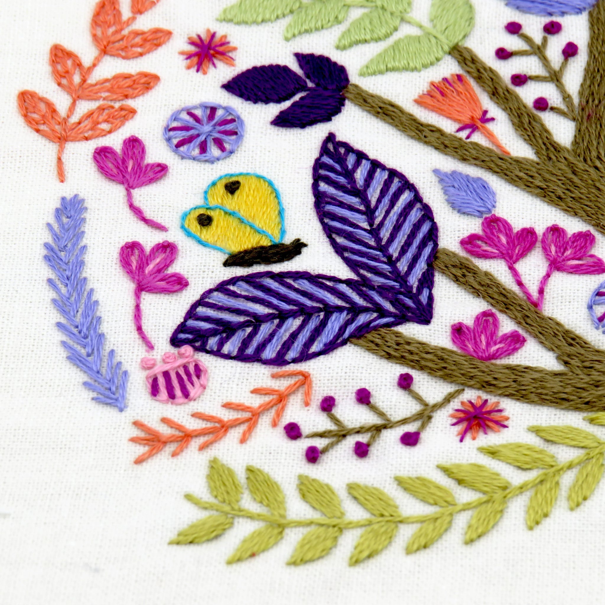 This modern Folk Tree Stitchery, Hand Embroidery Kit is so much fun to stitch. It incorporates a variety of simple stitches along with lots of colour and inspiration.