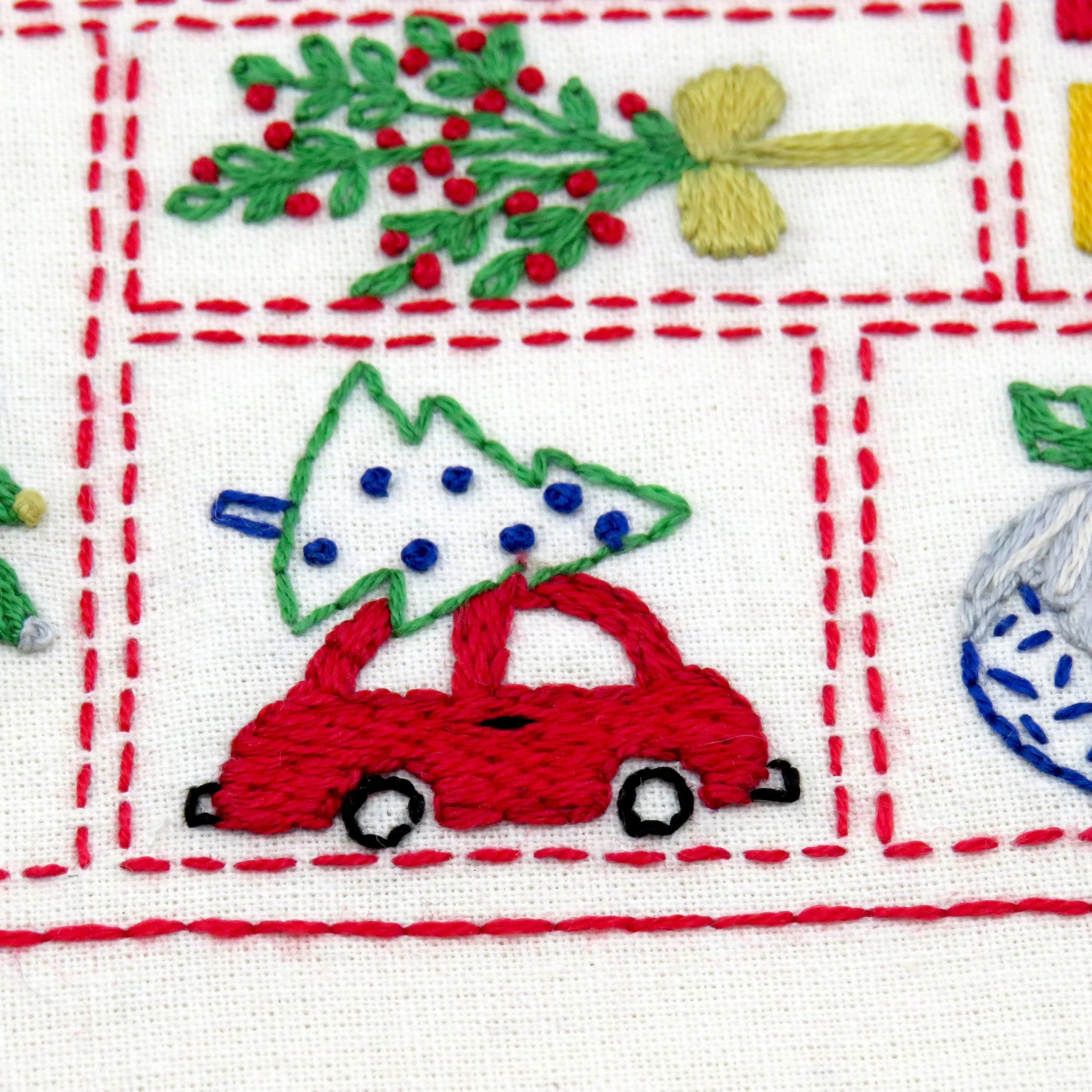 The Christmas Embroidered Advent Calendar Hand Embroidery Kit is the ideal solution, providing a charming and calming way to count down to the big day. Designed for both beginner and experienced stitchers, this Christmas embroidery kit, advent calendar stitch&nbsp;lets you stitch a new Christmas pattern each day, transforming the countdown into a creative ritual that enhances the festive atmosphere at home.