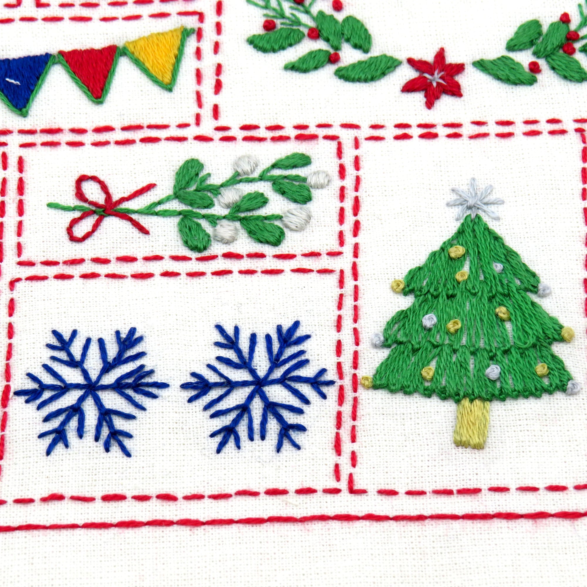 The Christmas Embroidered Advent Calendar Hand Embroidery Kit is the ideal solution, providing a charming and calming way to count down to the big day. Designed for both beginner and experienced stitchers, this Christmas embroidery kit, advent calendar stitch&nbsp;lets you stitch a new Christmas pattern each day, transforming the countdown into a creative ritual that enhances the festive atmosphere at home.