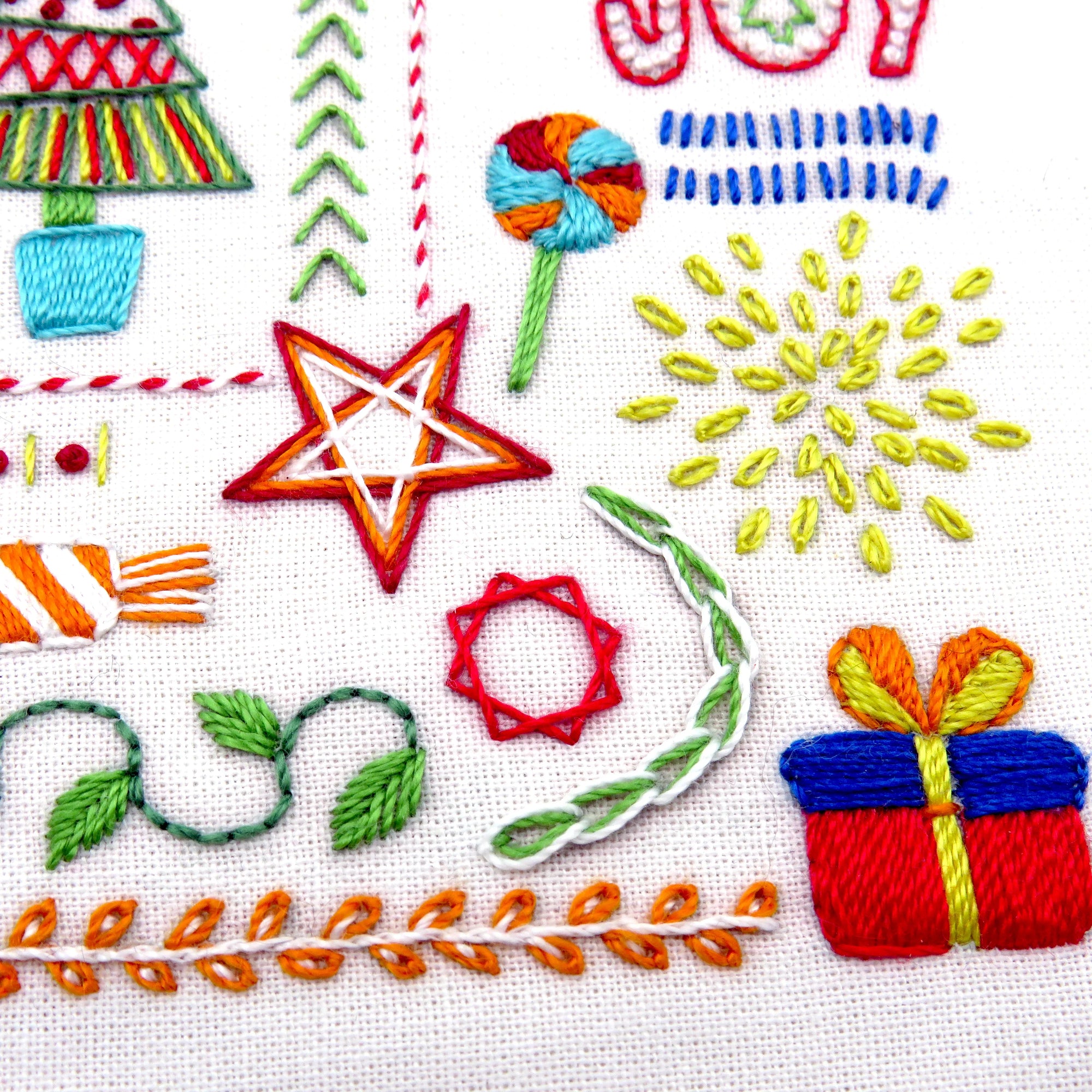 Enjoy Christmas stitching joy with the Festive Doodles design.

The Festive Doodles design is completely adaptable for all levels of stitchers which makes it the perfect choice for some relaxing festive stitching.