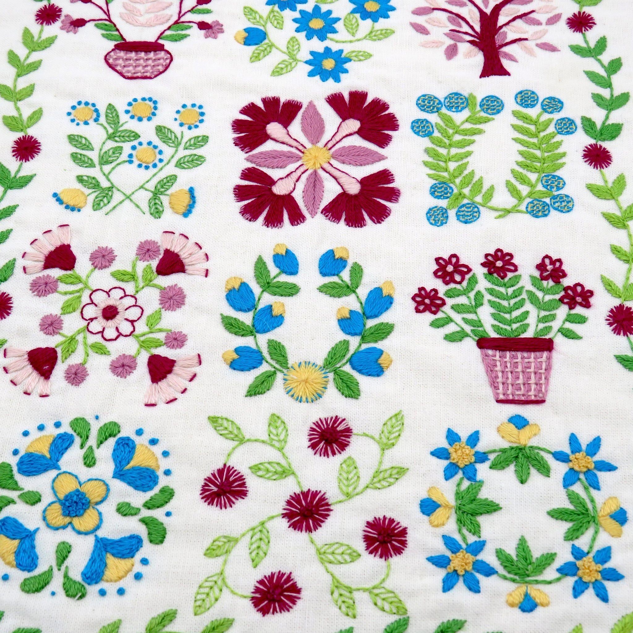 Baltimore Stitchery Hand Embroidery Pattern Design
Baltimore album quilts fascinate me and I love looking at the many variations of them that have been created over many many years. This pattern is inspired by them and I loved every minute of stitching it and really hope you will too.

The Design is approximately 7.5 x 9.5 inches when complete.