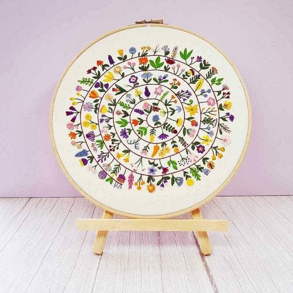 Round and Round the Garden Hand Embroidery Pattern , PDF Download , StitchDoodles , embroidery hoop kit, embroidery kits for adults, embroidery kits for beginners, embroidery patern, flower embroidery, hand embroidery, modern embroidery kits, unique embroidery kits , StitchDoodles , shop.stitchdoodles.com