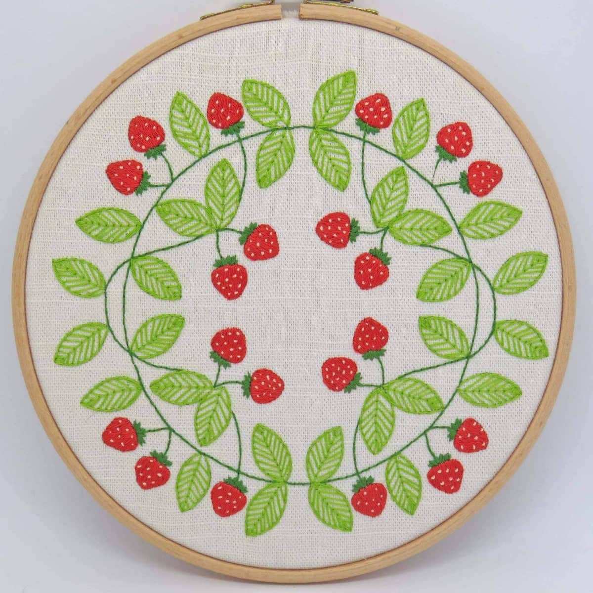 Strawberry Swirl, Hand Embroidery Pattern , PDF Download , StitchDoodles , embroidery hoop kit, embroidery kit for adults, embroidery kit for beginners, embroidery kits for adults, embroidery kits for beginers, hand embroidery, modern embroidery kits, PDF pattern , StitchDoodles , shop.stitchdoodles.com